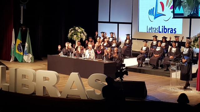 O curso de Letras Libras foi criado em 2015 na UFPR e é um dos poucos no Brasil ofertado em universidade pública. Foto: Sucom-UFPR