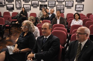 presentes na prestação de contas do Movimento Pró-UFPR. Foto de Leonardo Betinelli