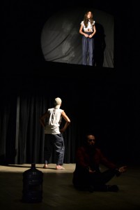 A Boa Alma - Companhia de teatro Palavr/Ação UFPR - Fotografia: Carina Kuretzki.