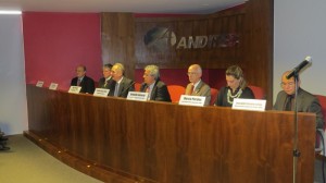 Zaki (à esq.) e Targino na audiência com o ministro Aldo Rebelo, em Brasília. Imagem:  Assessoria de Comunicação da Andifes. 