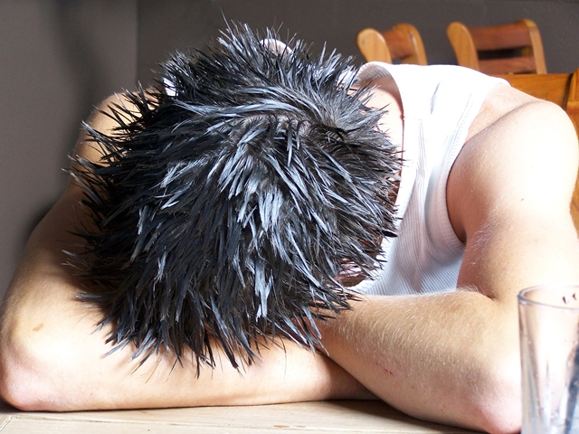 estimativas apontam a existência de pelo menos 28 milhões de pessoas convivendo com um usuário de drogas e álcool na família. FOTO: FreeImages.com