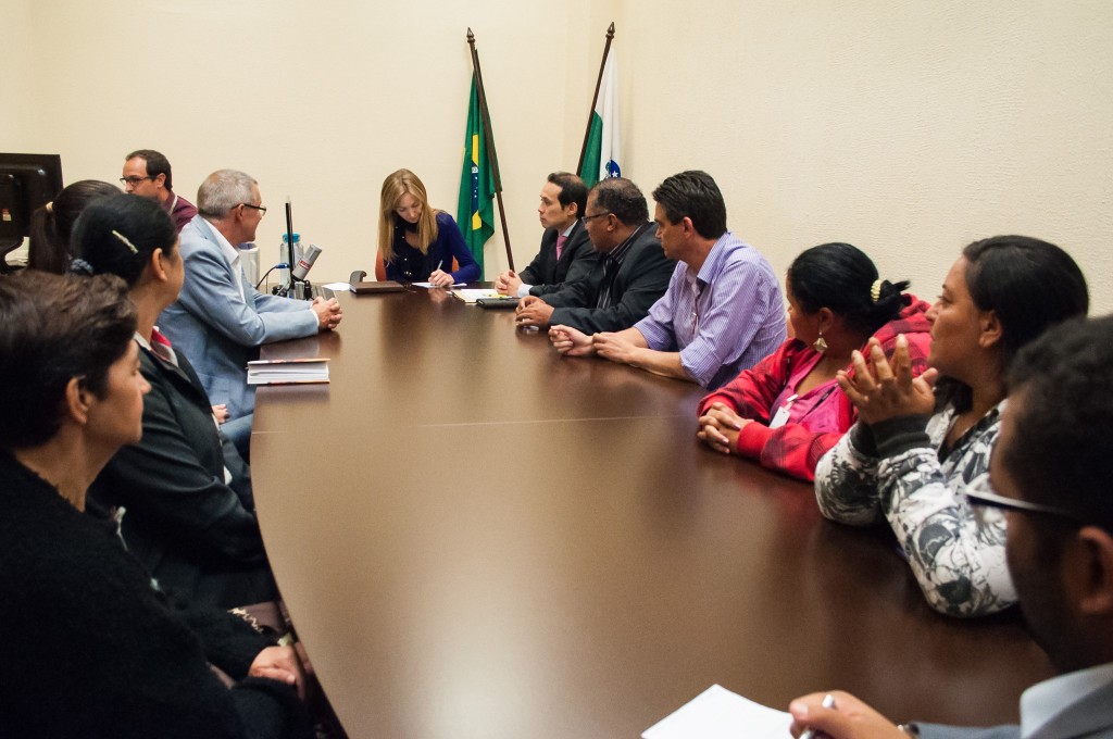Decisões foram tomadas em comum acordo durante audiência realizada na Procuradoria FOTO: Samira Chami Neves