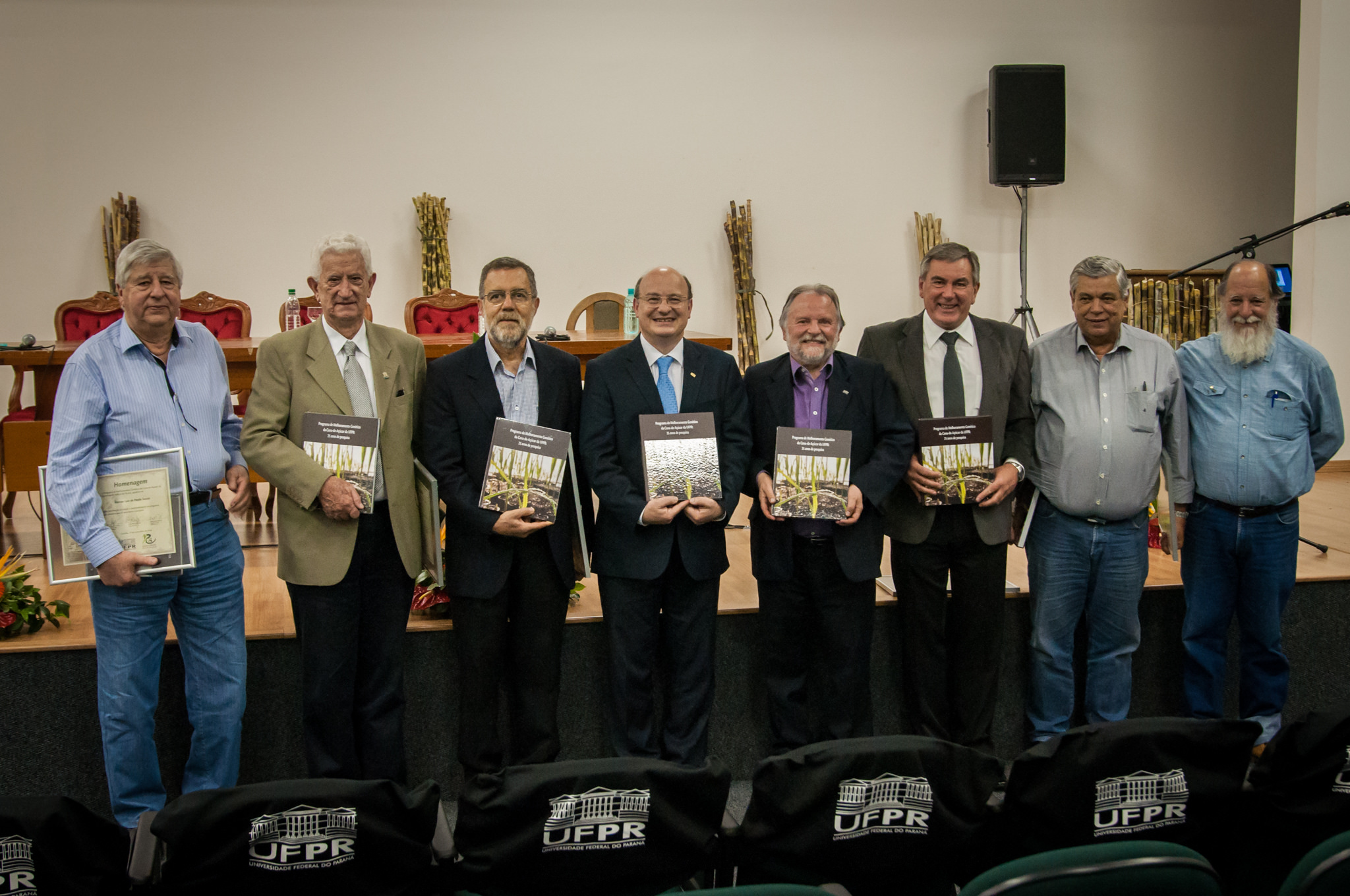 Autoridades no evento