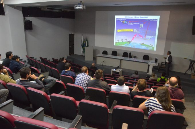 Siepe 2017- Palestra Professor Ricardo Galvão - Diretor do Instituto Nacional de Pesquisas Espaciais (INPE) - foto: Leonardo Bettinelli