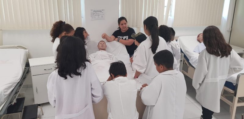 Crianças Passam Dia Na Universidade Em Projeto Do Curso De Enfermagem ...