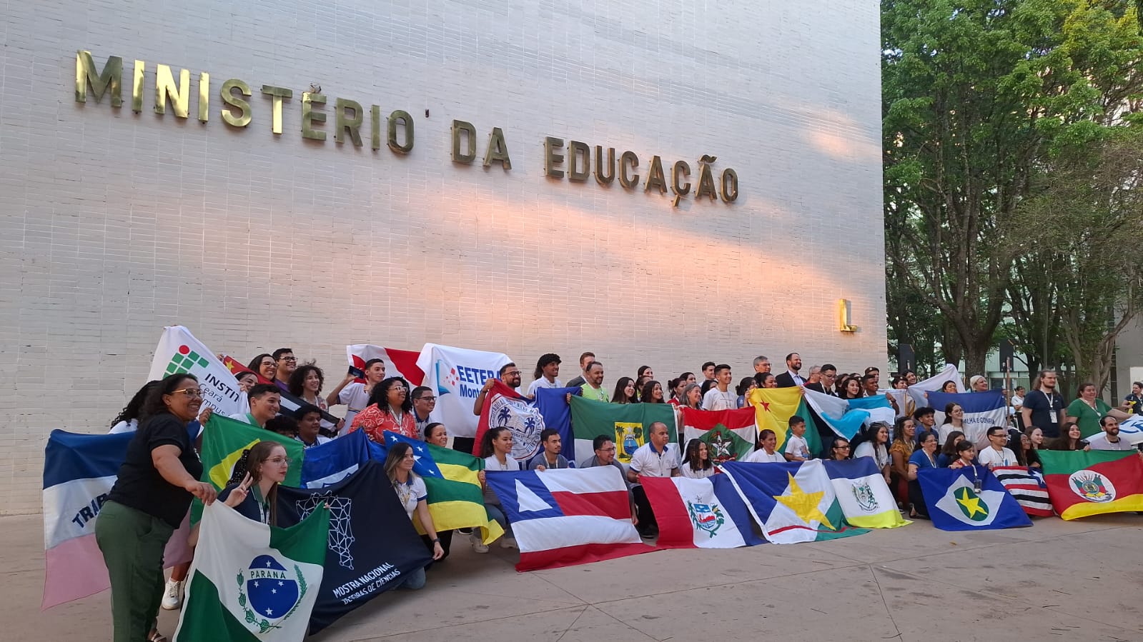 Students from Palutena participate in the National Science Fair in Brasilia