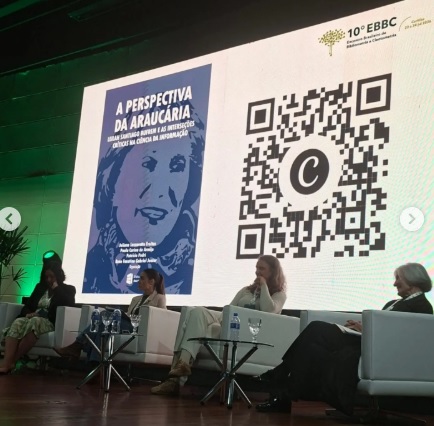 Lançamento do livro (foto arquivo pessoal)